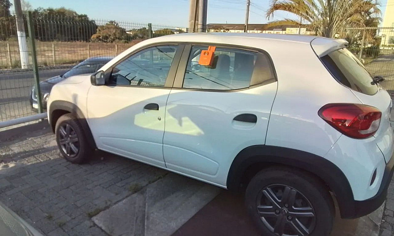Renault Kwid 1.0 Zen...