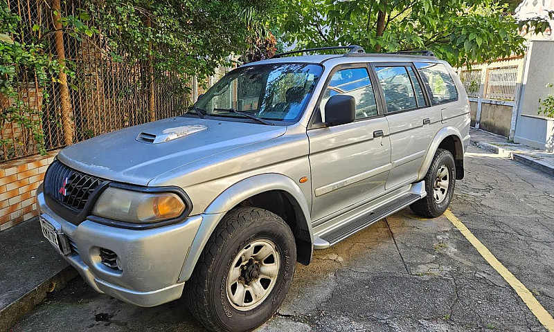 Mitsubishi Pajero Sp...