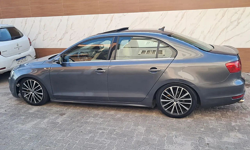 Volkswagen Jetta Hig...