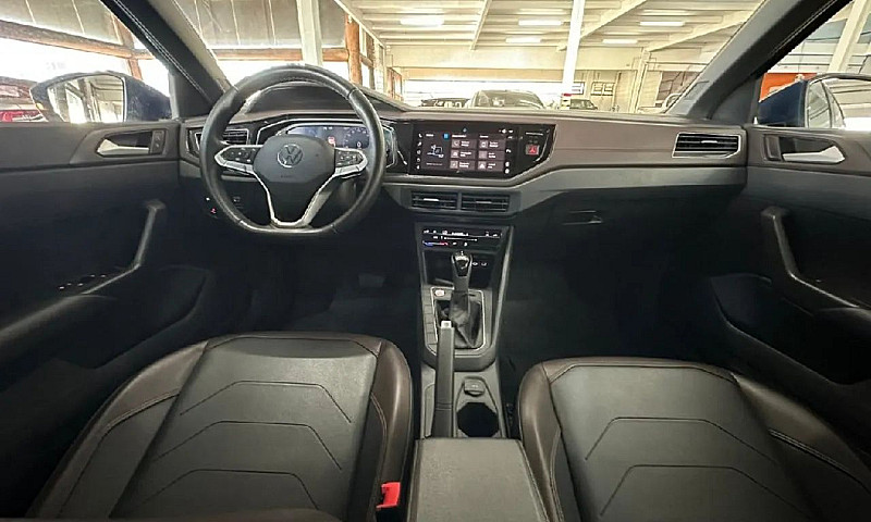 Volkswagen Virtus Hi...