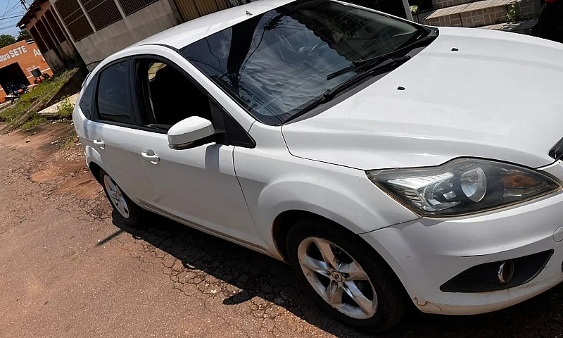 Ford Focus 1.6 S/Se/...