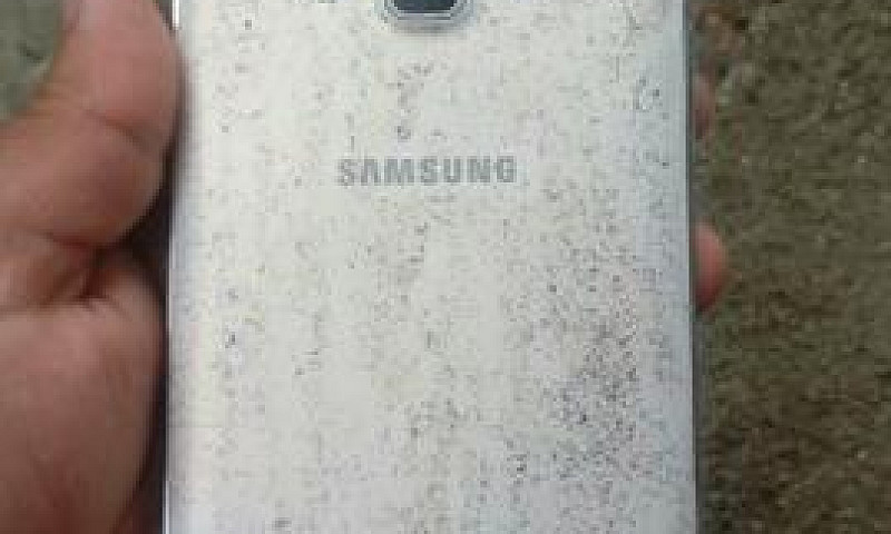 Samsung Galaxy J7...