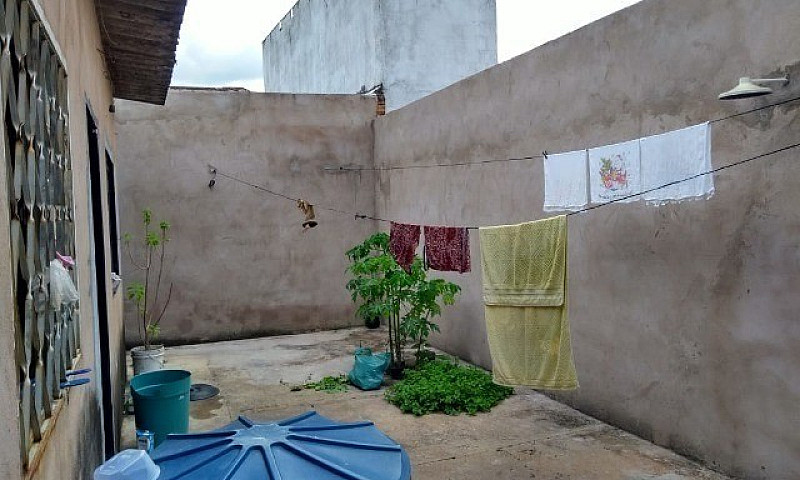 Casa Buritis 4 Quadr...