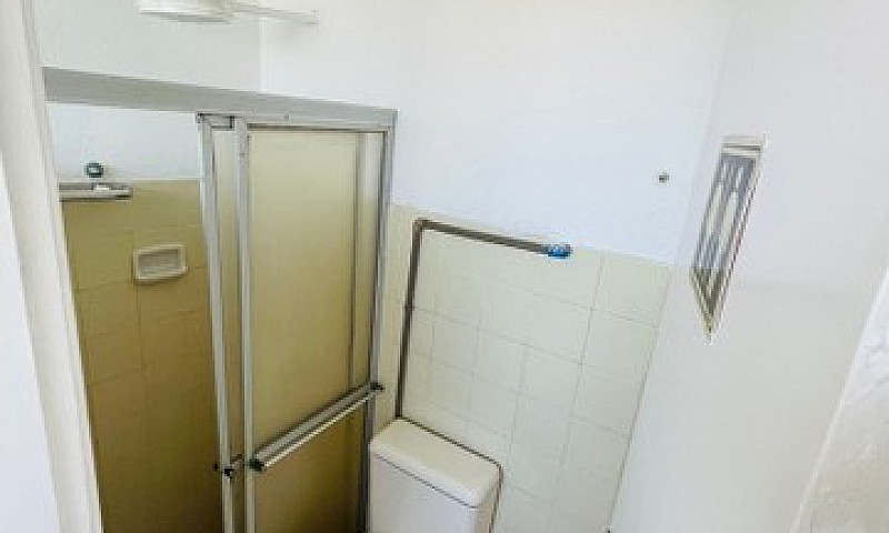 Alugo Apto 2 Quartos...