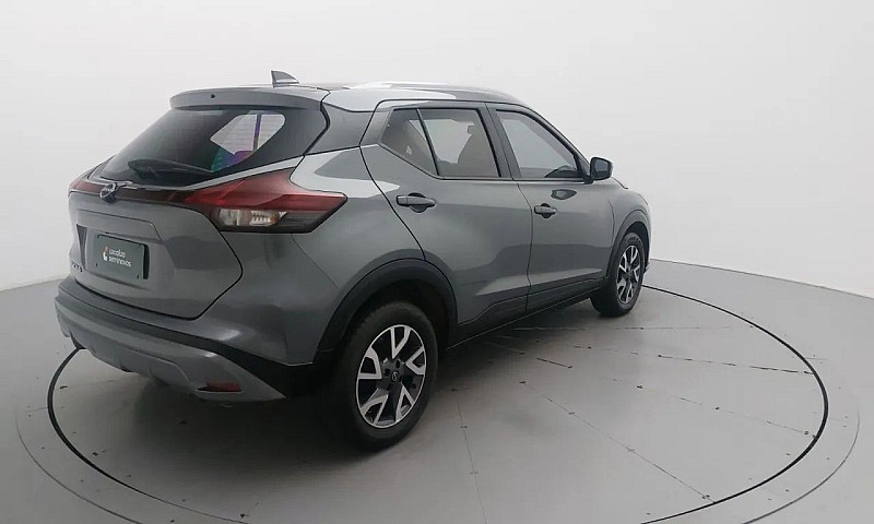 Nissan Kicks Sense 1...