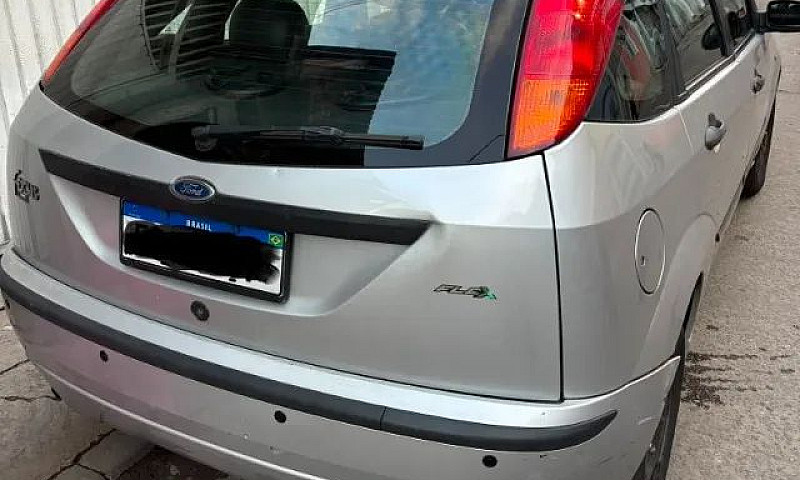 Ford Focus 1.6 S/Se/...