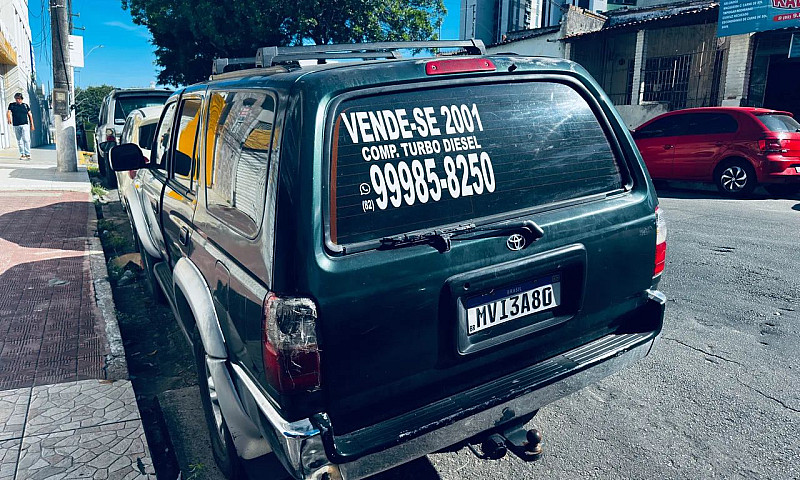 Toyota Hilux Sw4 4X4...