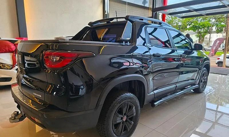 Fiat Toro Freedom 1....