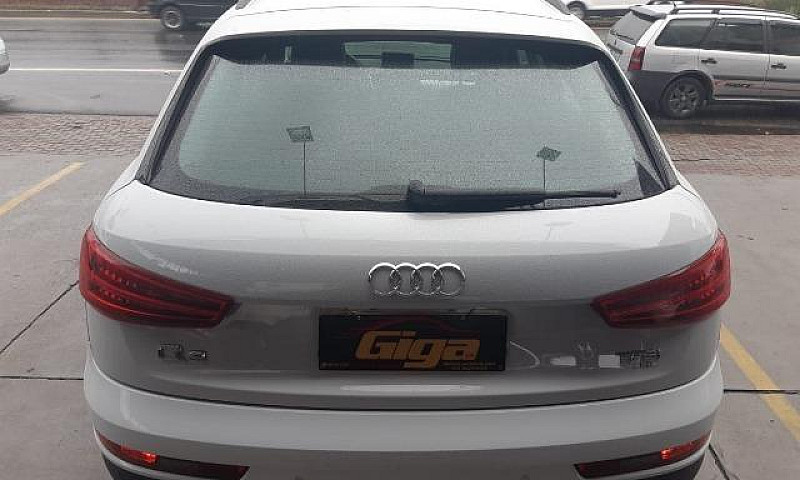 Audi Q3...