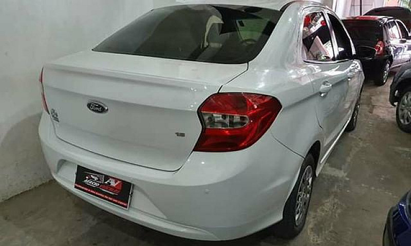 Ford Ka+ Sedan 2015 ...