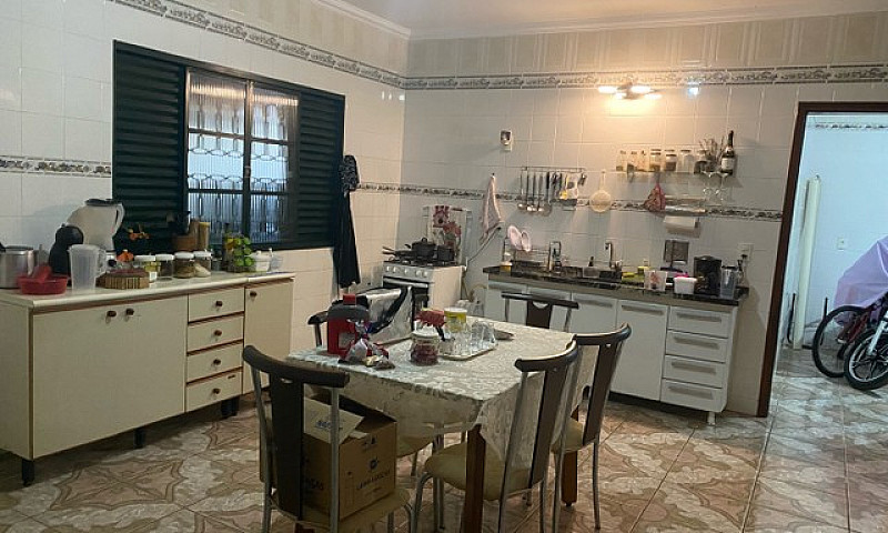 Casa De 3 Quartos, L...