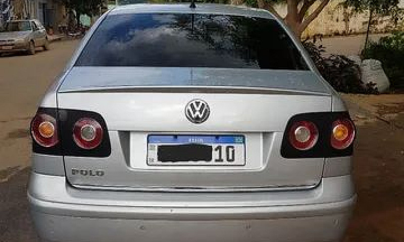 Vw Polo Sedan...