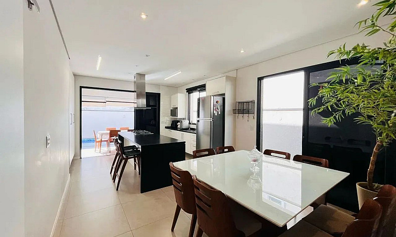 Linda Casa Á Venda N...