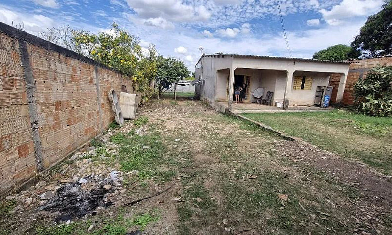 Vende-Se Casa No Ped...
