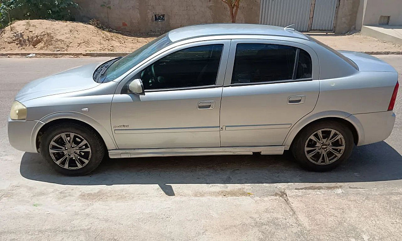 Chevrolet Astra Sed....