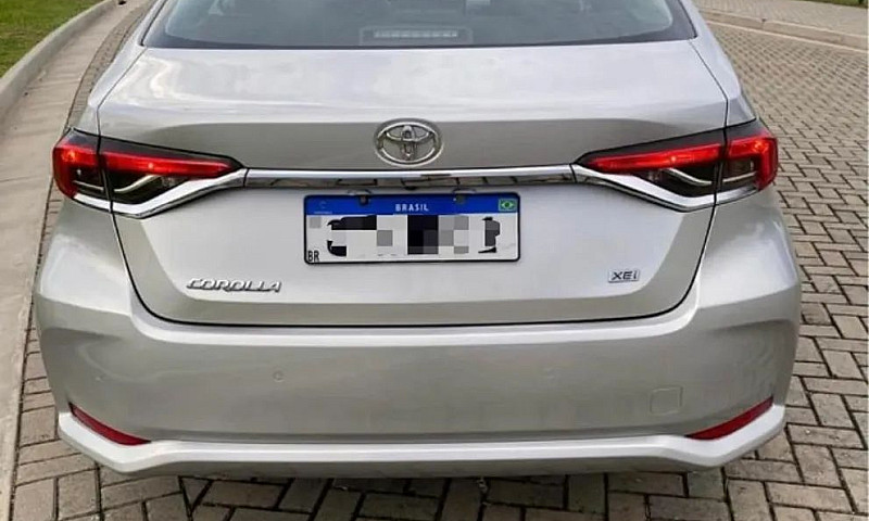 Toyota Corolla Xei 2...