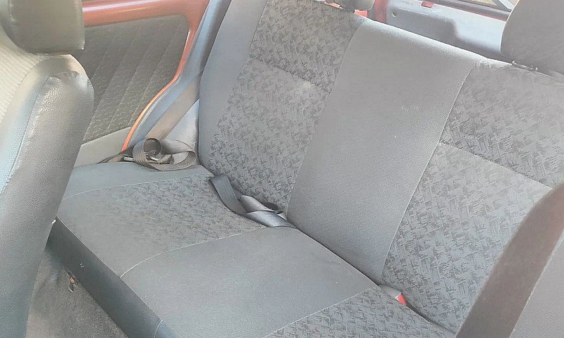 Fiat Palio Young 1.0...