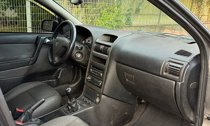 Chevrolet Astra Adva...