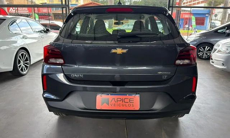 Chevrolet Onix Hatch...