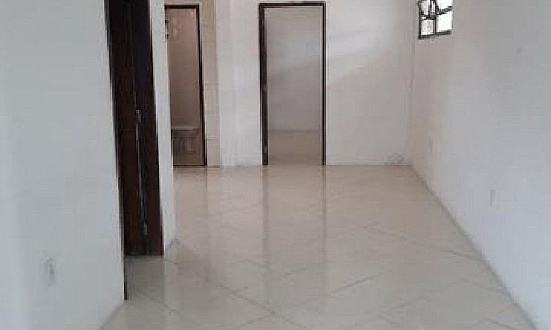 Aluga-Se Apartamento...