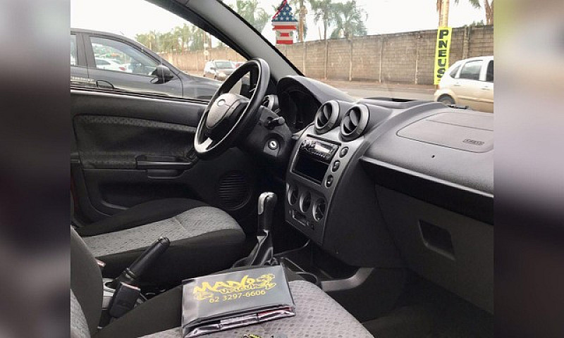 Ford Fiesta Hatch S ...