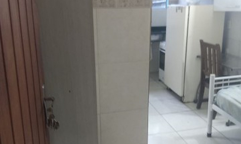 Alugo Kitnet Próximo...