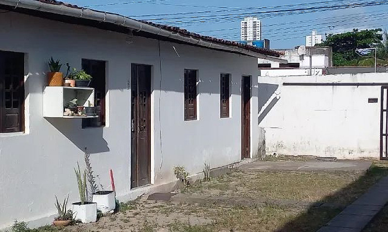Pequena Casa Barra/C...