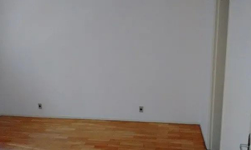 1 Dormitório No Cent...