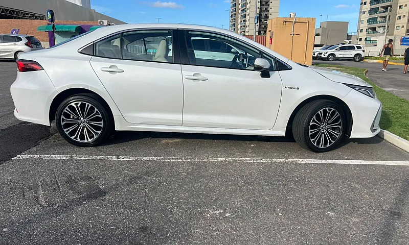 Toyota Corolla Altis...