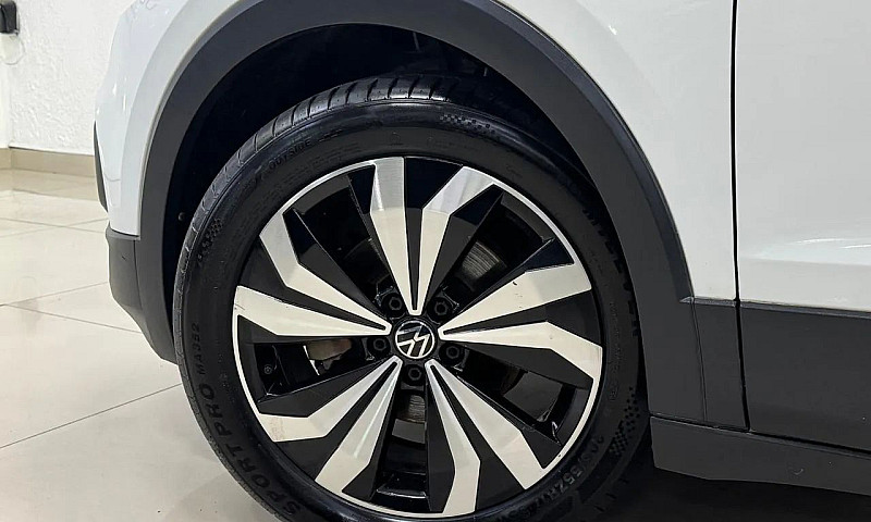 Volkswagen T-Cross 1...
