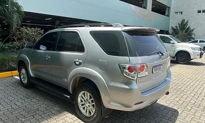 Toyota Corolla Xrs 2...