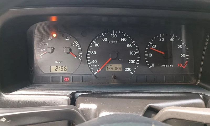 Volkswagen Santana 2...