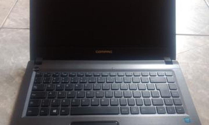 Notbook Compaq Cq-23...