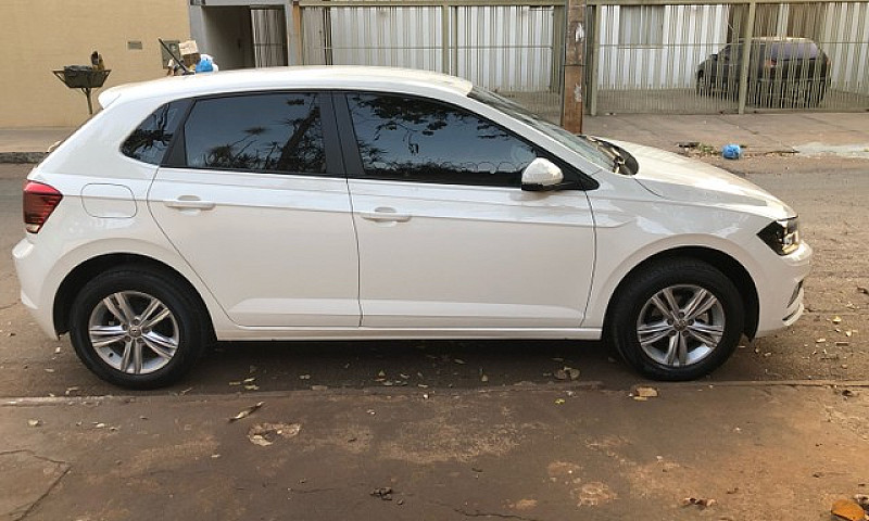 Novo Polo 21/21 - 1....