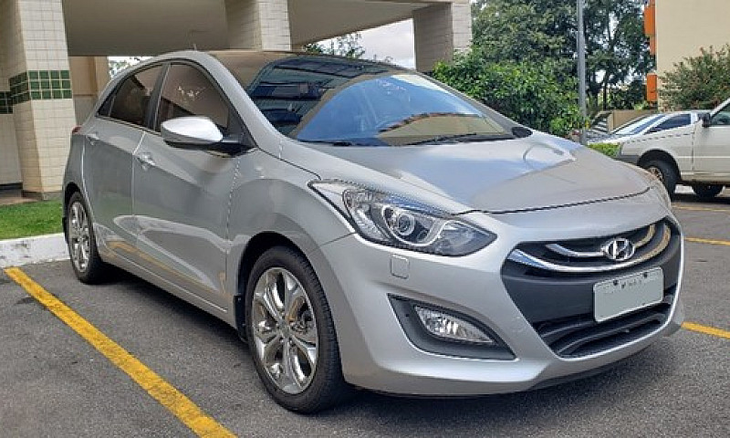 Hyundai I30 1.6 Mpfi...