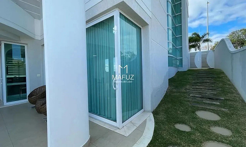 Casa Com 4 Dormitóri...