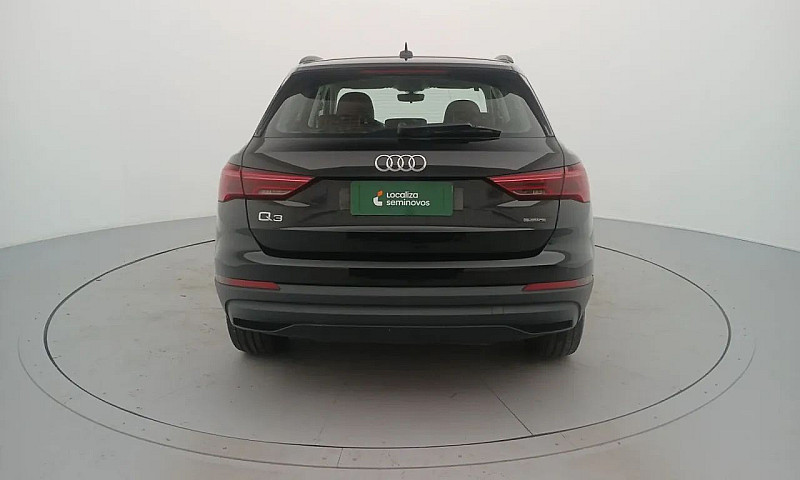 Audi Q3 Prestige 2.0...