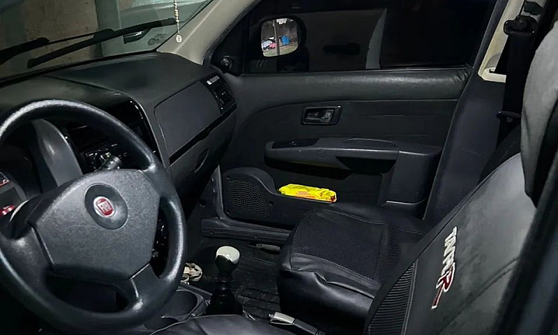 Fiat Palio Attra./It...