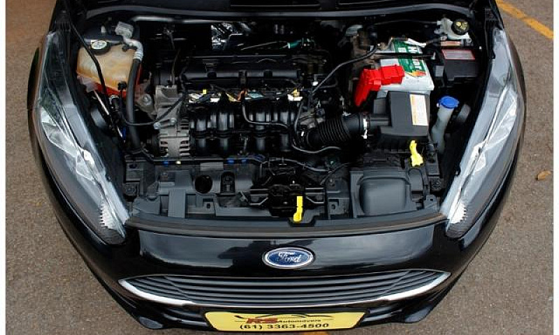 Ford Fiesta 1.5 4P...