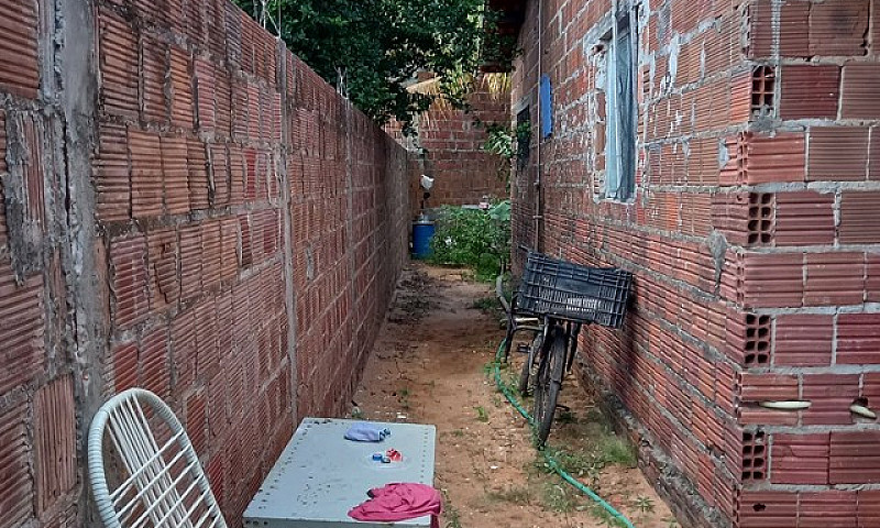 Casa A Venda...