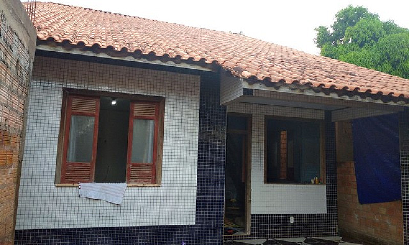 Casa No Área Verde ...