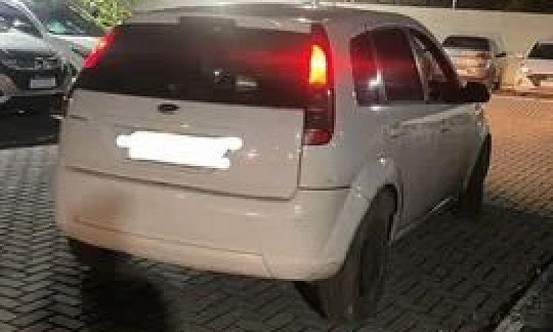 Ford Fiesta 2014 1.0...