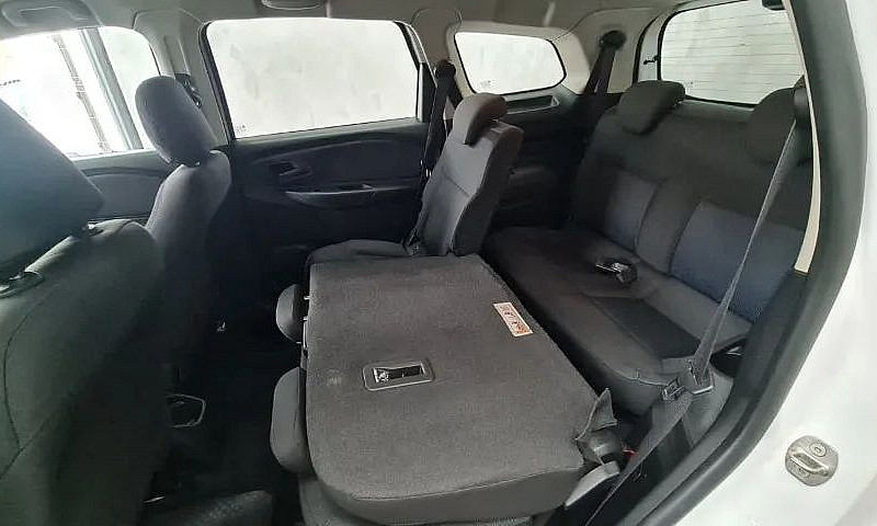 Chevrolet Spin Lt 1....