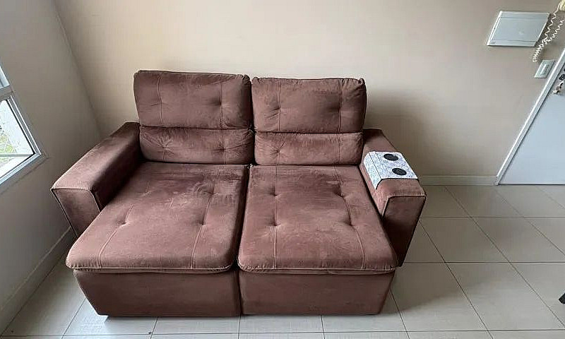 Apartamento Semimobi...