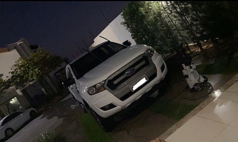 Vendo Ranger Xls 4X4...