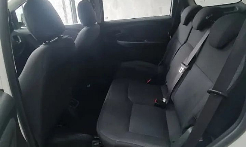 Chevrolet Spin Lt 1....