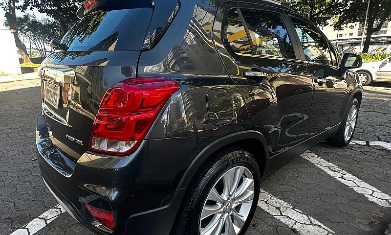 Chevrolet Tracker Pr...