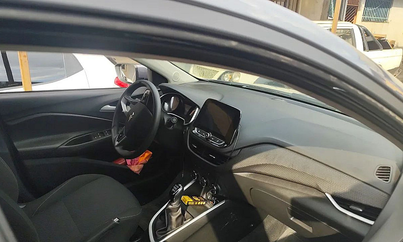 Chevrolet Onix Plus ...