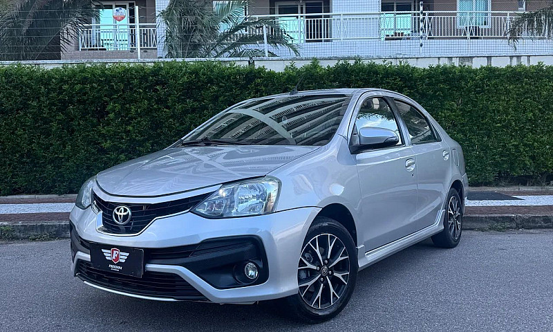 Toyota Etios Platinu...