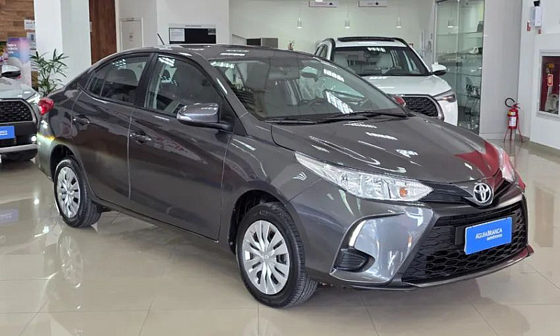 Toyota Yaris Xl Seda...